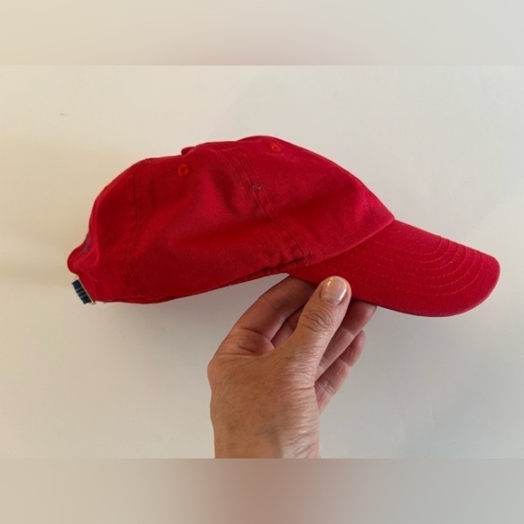 Southern Tide red embroidered fish Skipjack baseball cap sz L adjustable - Picture 9 of 10